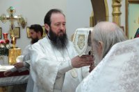 16-Служение епископа Амфилохия в день Троицкой родительской субботы