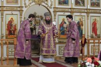 9-В субботу первой седмицы Святой Четыредесятницы епископ Амфилохий совершил Божественную Литургию в Андреевском кафедральном соборе