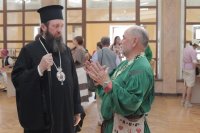 1-Епископ Амфилохий посетил фестиваль, посвященный празднику Святой Троицы