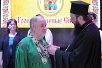 10-Епископ Амфилохий посетил фестиваль, посвященный празднику Святой Троицы