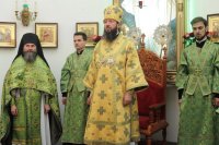 14-«Величаем Тя, Живодавче Христе, и чтим Всесвятаго Духа Твоего». День Святой Троицы в Усть-Каменогорске (+ВИДЕО)