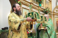 19-«Величаем Тя, Живодавче Христе, и чтим Всесвятаго Духа Твоего». День Святой Троицы в Усть-Каменогорске (+ВИДЕО)