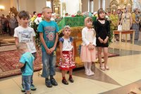 23-«Величаем Тя, Живодавче Христе, и чтим Всесвятаго Духа Твоего». День Святой Троицы в Усть-Каменогорске (+ВИДЕО)