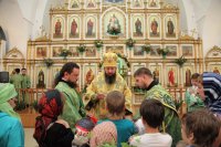24-«Величаем Тя, Живодавче Христе, и чтим Всесвятаго Духа Твоего». День Святой Троицы в Усть-Каменогорске (+ВИДЕО)
