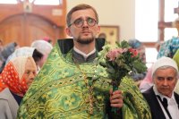 32-«Величаем Тя, Живодавче Христе, и чтим Всесвятаго Духа Твоего». День Святой Троицы в Усть-Каменогорске (+ВИДЕО)