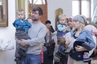 13-«Дева днесь превечное Слово в вертепе грядет родити неизреченно». Навечерие Рождества Христова в Усть-Каменогорске