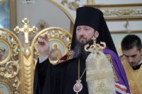 4-В Неделю 9-ю по Пятидесятнице епископ Амфилохий совершил Божественную Литургию в Андреевском кафедральном соборе