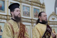 7-В Неделю 9-ю по Пятидесятнице епископ Амфилохий совершил Божественную Литургию в Андреевском кафедральном соборе