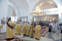 32-В Неделю 9-ю по Пятидесятнице епископ Амфилохий совершил Божественную Литургию в Андреевском кафедральном соборе