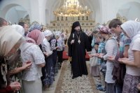 50-В Неделю 9-ю по Пятидесятнице епископ Амфилохий совершил Божественную Литургию в Андреевском кафедральном соборе