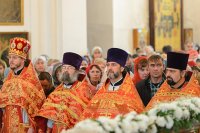 6-Епископ Усть-Каменогорский и Семипалатинский Амфилохий сослужил Главе Казахстанского Митрополичьего округа перед мироточивым образом Царицы Небесной "Умягчение злых сердец" в Благовещенском соборе Павлодара