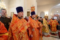 14-Епископ Усть-Каменогорский и Семипалатинский Амфилохий сослужил Главе Казахстанского Митрополичьего округа перед мироточивым образом Царицы Небесной "Умягчение злых сердец" в Благовещенском соборе Павлодара
