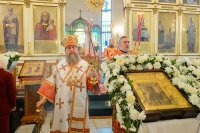 21-Епископ Усть-Каменогорский и Семипалатинский Амфилохий сослужил Главе Казахстанского Митрополичьего округа перед мироточивым образом Царицы Небесной "Умягчение злых сердец" в Благовещенском соборе Павлодара