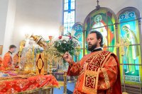 26-Епископ Усть-Каменогорский и Семипалатинский Амфилохий сослужил Главе Казахстанского Митрополичьего округа перед мироточивым образом Царицы Небесной "Умягчение злых сердец" в Благовещенском соборе Павлодара