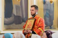39-Епископ Усть-Каменогорский и Семипалатинский Амфилохий сослужил Главе Казахстанского Митрополичьего округа перед мироточивым образом Царицы Небесной "Умягчение злых сердец" в Благовещенском соборе Павлодара