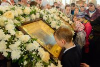 44-Епископ Усть-Каменогорский и Семипалатинский Амфилохий сослужил Главе Казахстанского Митрополичьего округа перед мироточивым образом Царицы Небесной "Умягчение злых сердец" в Благовещенском соборе Павлодара