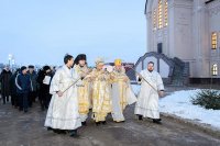 27-Епископ Амфилохий принял участие в великом освящении новопостроенного Михаило-Архангельского храма в городе Павлодаре