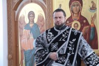 6-В четверг второй седмицы Великого поста епископ Амфилохий совершил Литургию Преждеосвященных Даров