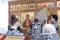 22-В четверг второй седмицы Великого поста епископ Амфилохий совершил Литургию Преждеосвященных Даров