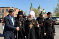 1-Митрополит Астанайский и Казахстанский Александр и аким Восточно-Казахстанской области приняли участие в праздновании Дня Великой Победы в Усть-Каменогорске 