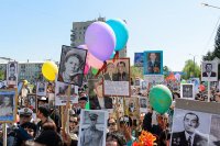 14-Митрополит Астанайский и Казахстанский Александр и аким Восточно-Казахстанской области приняли участие в праздновании Дня Великой Победы в Усть-Каменогорске 
