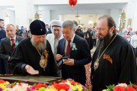 41-Митрополит Астанайский и Казахстанский Александр и аким Восточно-Казахстанской области приняли участие в праздновании Дня Великой Победы в Усть-Каменогорске 