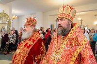 10-	 В главном храме Рудного Алтая состоялась праздничная Литургия по случаю принесения в Восточный Казахстан мироточивой иконы Богоматери «Умягчение злых сердец» 