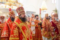 19-	 В главном храме Рудного Алтая состоялась праздничная Литургия по случаю принесения в Восточный Казахстан мироточивой иконы Богоматери «Умягчение злых сердец» 