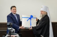 14-Управляющий Усть-Каменогорской епархией принял участие во встрече с акимом Павлодарской области. Руководитель региона награжден орденом Казахстанского Митрополичьего округа