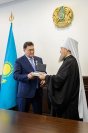 17-Управляющий Усть-Каменогорской епархией принял участие во встрече с акимом Павлодарской области. Руководитель региона награжден орденом Казахстанского Митрополичьего округа