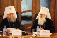 1-В столице Узбекистана состоялось совместное заседание Синодов Казахстанского и Среднеазиатского митрополичьих округов