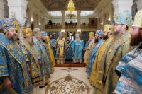 11-Празднование 145-летия Туркестанской епархии. Главы и архипастыри Казахстанского и Среднеазиатского Митрополичьих округов совершили Литургию в Успенском соборе Ташкента.