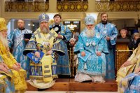 13-Празднование 145-летия Туркестанской епархии. Главы и архипастыри Казахстанского и Среднеазиатского Митрополичьих округов совершили Литургию в Успенском соборе Ташкента.