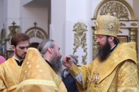 13-В канун Недели о блудном сыне Преосвященнейший епископ Амфилохий совершил Всенощное бдение в Свято-Андреевском кафедральном соборе