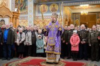10-Управляющий Усть-Каменогорской и Семипалатинской епархией принял участие в торжествах по случаю принесения ковчега с частью пояса Пресвятой Богородицы