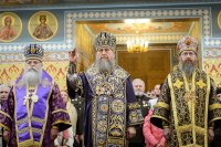 13-Управляющий Усть-Каменогорской и Семипалатинской епархией принял участие в торжествах по случаю принесения ковчега с частью пояса Пресвятой Богородицы