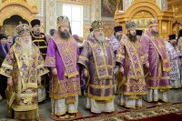 18-Управляющий Усть-Каменогорской и Семипалатинской епархией принял участие в торжествах по случаю принесения ковчега с частью пояса Пресвятой Богородицы