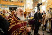 37-Управляющий Усть-Каменогорской и Семипалатинской епархией принял участие в торжествах по случаю принесения ковчега с частью пояса Пресвятой Богородицы
