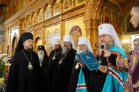 39-Управляющий Усть-Каменогорской и Семипалатинской епархией принял участие в торжествах по случаю принесения ковчега с частью пояса Пресвятой Богородицы