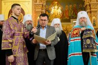 45-Управляющий Усть-Каменогорской и Семипалатинской епархией принял участие в торжествах по случаю принесения ковчега с частью пояса Пресвятой Богородицы