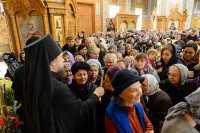 49-Управляющий Усть-Каменогорской и Семипалатинской епархией принял участие в торжествах по случаю принесения ковчега с частью пояса Пресвятой Богородицы
