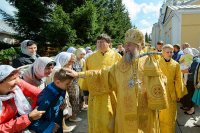4-Епископ Усть-Каменогорский и Семипалатинский Амфилохий принял участие в крестном ходе, совершенном в праздник апостолов Петра и Павла в городе Петропавловске