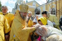 5-Епископ Усть-Каменогорский и Семипалатинский Амфилохий принял участие в крестном ходе, совершенном в праздник апостолов Петра и Павла в городе Петропавловске