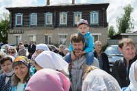7-Епископ Усть-Каменогорский и Семипалатинский Амфилохий принял участие в крестном ходе, совершенном в праздник апостолов Петра и Павла в городе Петропавловске