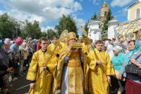 8-Епископ Усть-Каменогорский и Семипалатинский Амфилохий принял участие в крестном ходе, совершенном в праздник апостолов Петра и Павла в городе Петропавловске