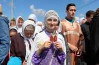 12-Епископ Усть-Каменогорский и Семипалатинский Амфилохий принял участие в крестном ходе, совершенном в праздник апостолов Петра и Павла в городе Петропавловске