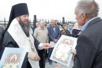 22-Епископ Амфилохий освятил часовню в селе Прапорщиково