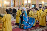3-Епископ Амфилохий сослужил Главе Казахстанского Митрополичьего округа в главном храме страны