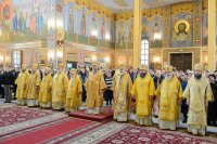 5-Епископ Амфилохий сослужил Главе Казахстанского Митрополичьего округа в главном храме страны