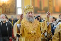 12-Епископ Амфилохий сослужил Главе Казахстанского Митрополичьего округа в главном храме страны